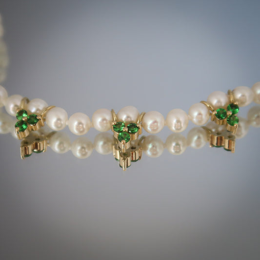 Tsavorite Trinity pearl necklace