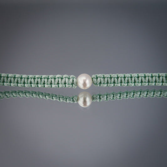 Pearl bracelet
